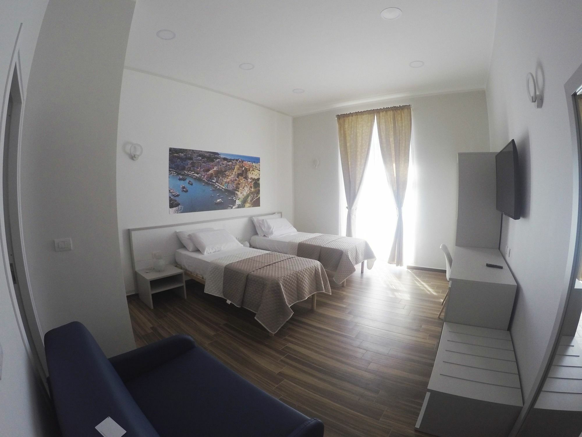 Rooms Stazione Centrale เนเปิลส์ ภายนอก รูปภาพ
