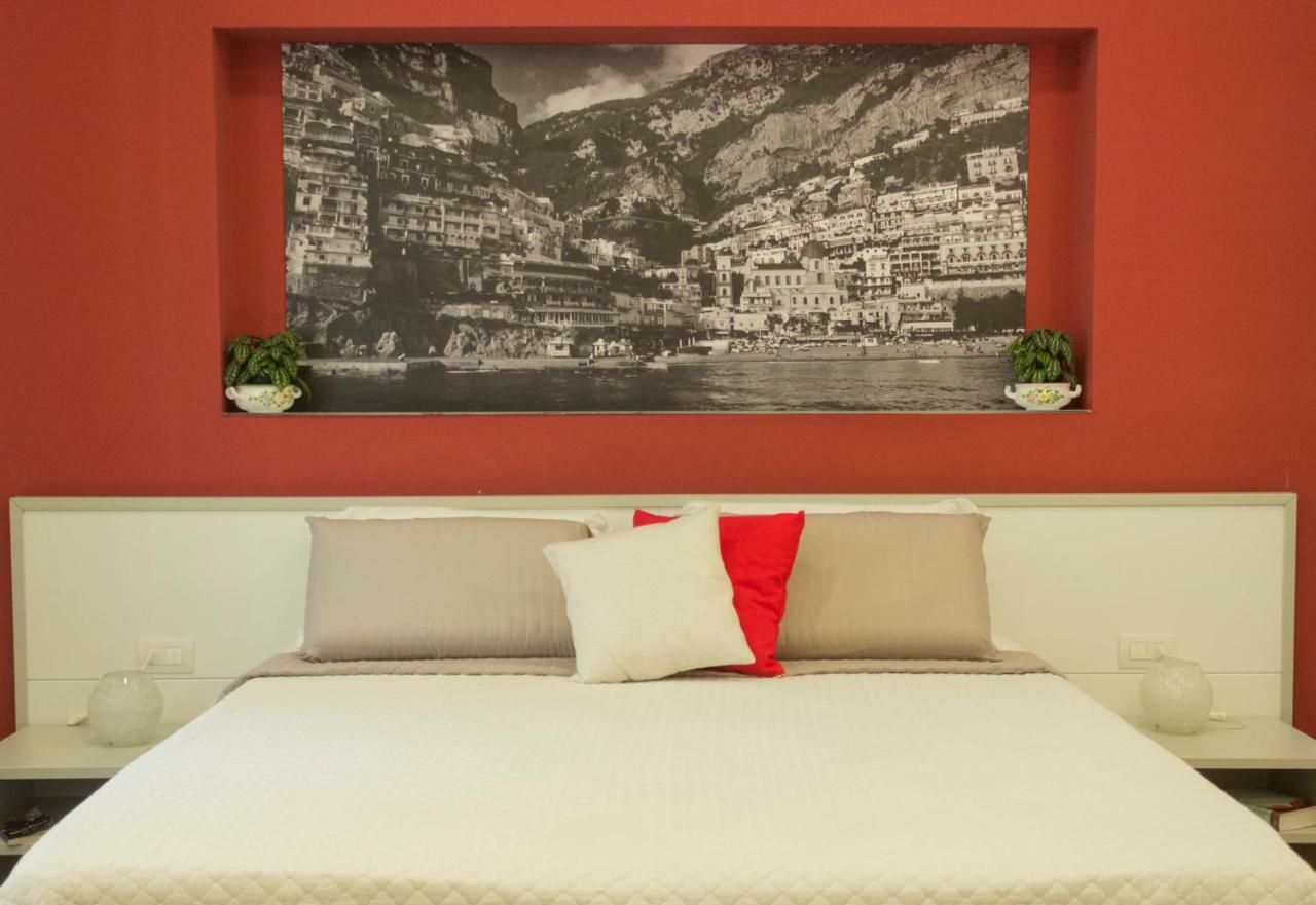 Rooms Stazione Centrale เนเปิลส์ ภายนอก รูปภาพ